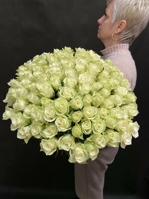 101 шт Белая роза 40 см