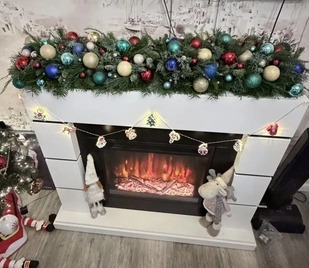 Новогодняя композиция - украшение на камин
