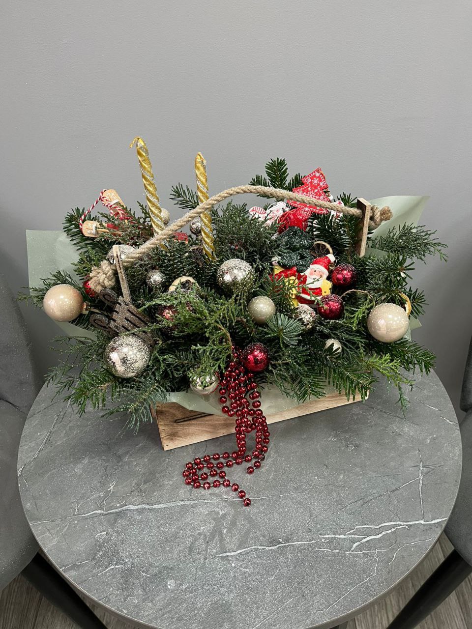 Новогодняя композиция с Дедом морозом