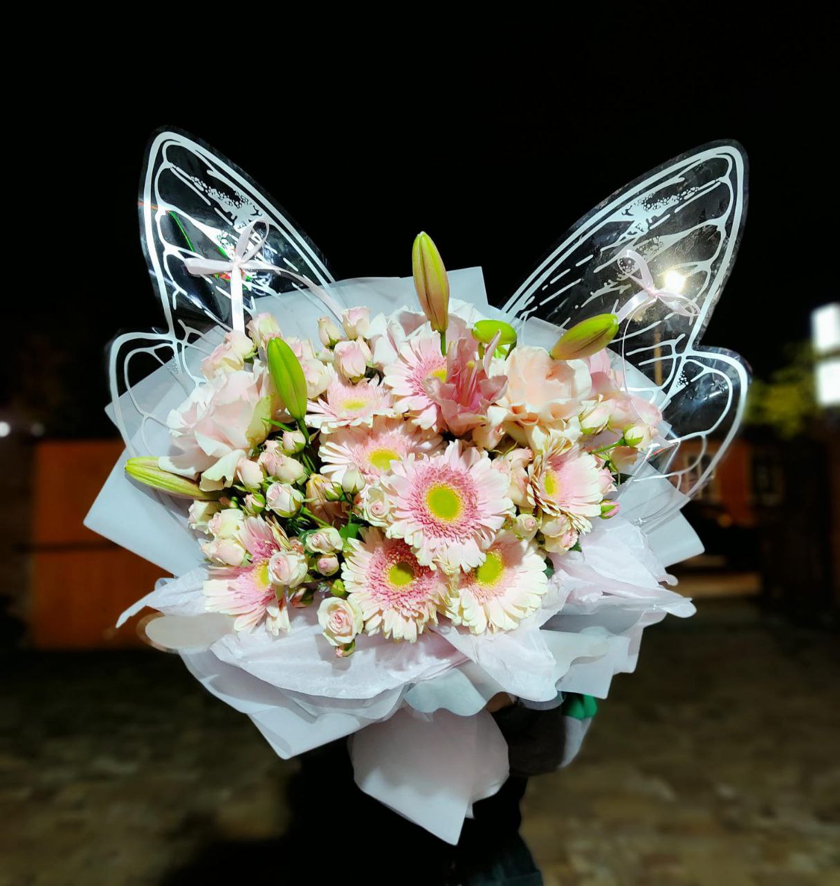 Букет с крыльями